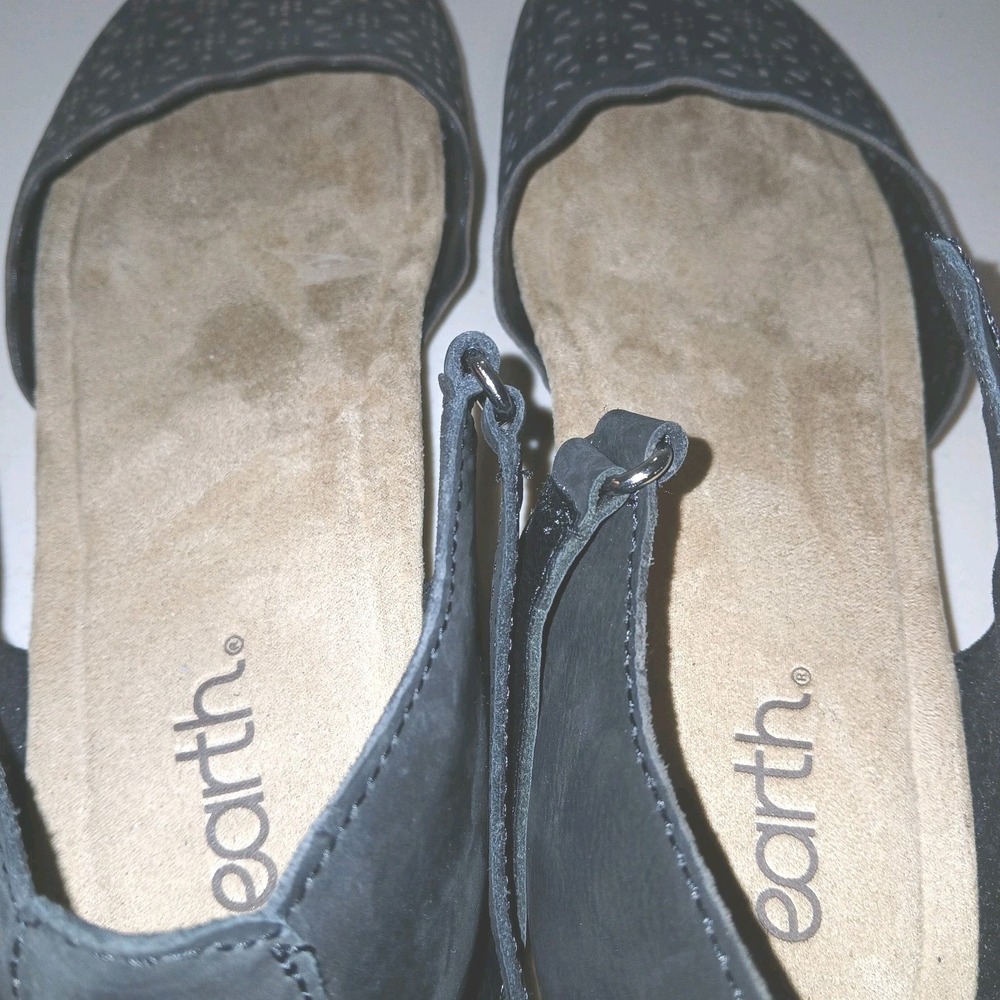 Earth Origins Brynn Women Sandals 10M Black Suede Perforated Leather Comfort - Picture 10 of 11